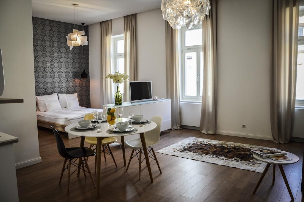 Baross Boutique Apartman Apartment Gyor Room photo